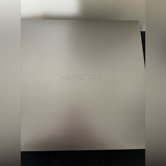 Nordstrom Gift Box - Picture 2 of 6